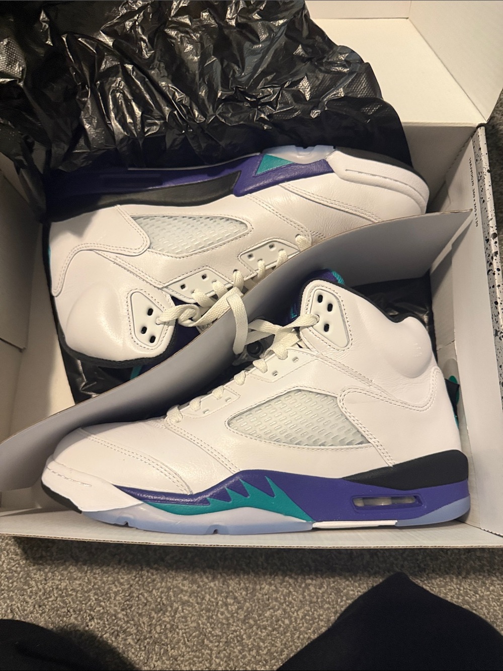 Jordan Grape 5s M 10.5 W 12